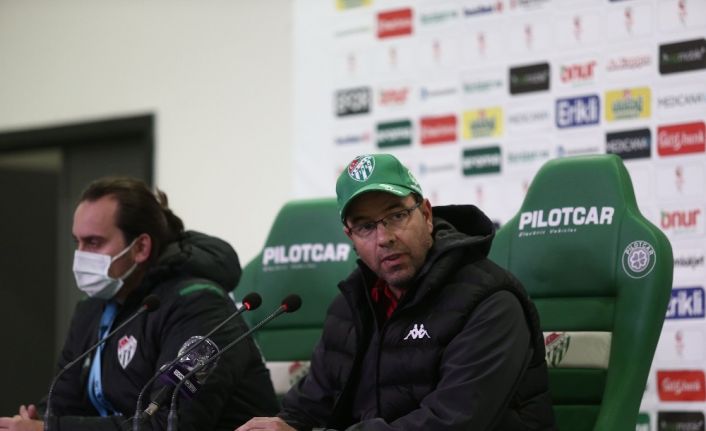 Bursaspor Teknik Sorumlusu Fazlı Tan: "Galibiyeti hak edecek oyun ortaya koymadık"
