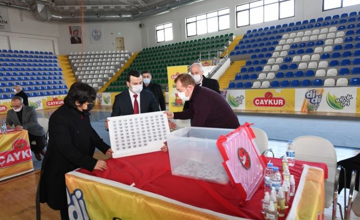 ÇAYKUR’da 61 engelli ve 39 eski hükümlü kura ile işe alındı