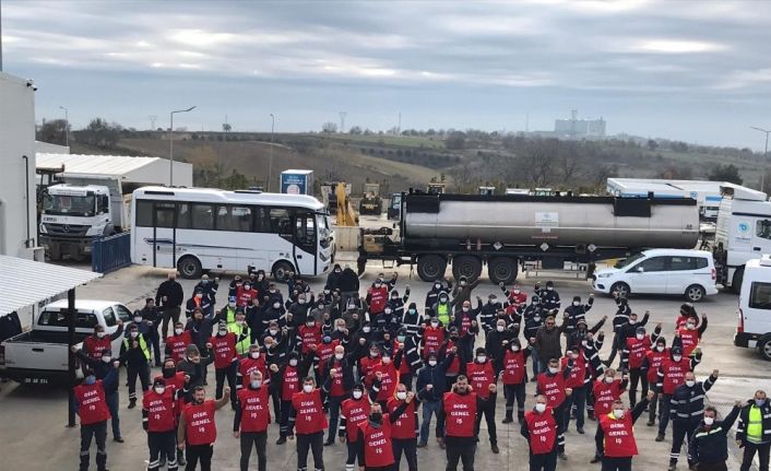 CHP’li Tekirdağ Büyükşehir Belediyesi’nde 2 bin 500 çalışandan iş bırakma eylemi