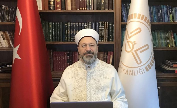 Diyanet İşleri Başkanı Erbaş: “Sosyal ve küresel gerçeklikleri göz ardı etmeden, çok boyutlu, kapsamlı ve disiplinli çalışmalarla bir gelecek perspektifi oluşturmaya mecburuz”