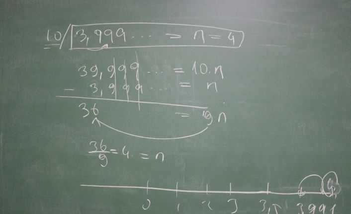 Diyarbakırlı matematik öğretmeni, sayı doğrusundaki sayılar arasında boşluklar olduğunu iddia etti