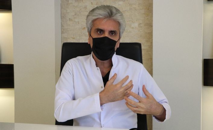 Dr. Hayati Akbaş: "Meme estetiği yaparak kişilerin sarsılan psikolojilerini tamir ediyoruz"