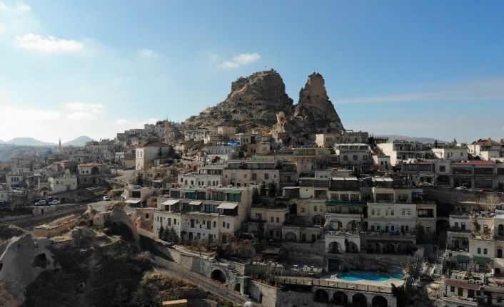 Dünyanın en yüksek peribacasını 12 ayda 116 bin 300 turist ziyaret etti