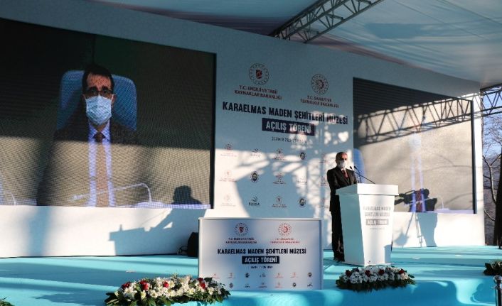 Enerji Bakanı Dönmez: "Kökü dışarıda kendi içeride olan yapılar bize akıl vermeye kalkmasın"