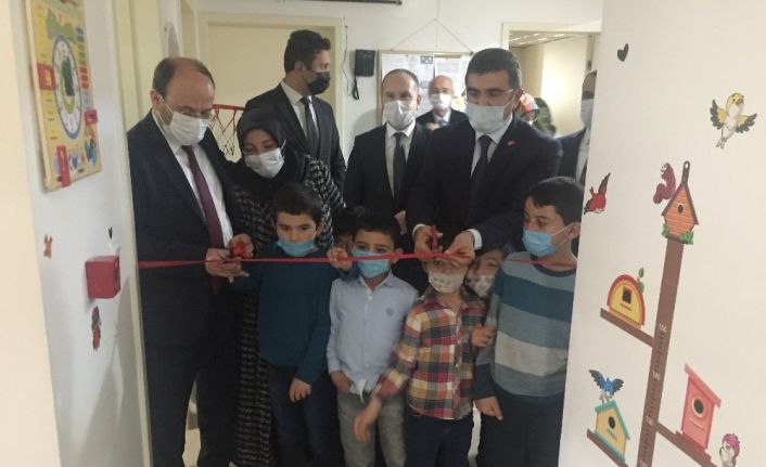 ETÜ Rektörü Prof. Dr. Çakmak’tan devlet korumasındaki çocuklara destek