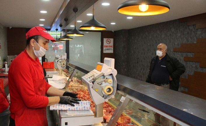 Halk Et Satış Mağazalarında 1 yılda 321 ton et ürünü satıldı