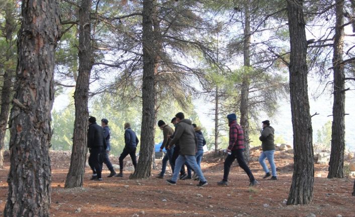 Isparta’da 5 gündür haber alınamayan adam için AFAD ve Jandarma alarma geçti
