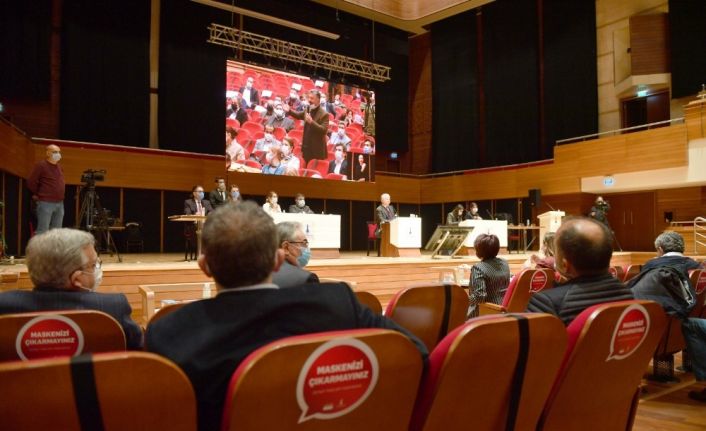 İzmir Büyükşehir Belediyesinden üreticiye ve minibüs esnafına nefes aldıracak hamle