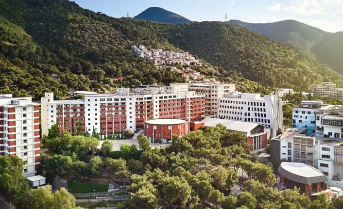 İzmir Ekonomi Üniversitesinin profesörleri dünya listesinde