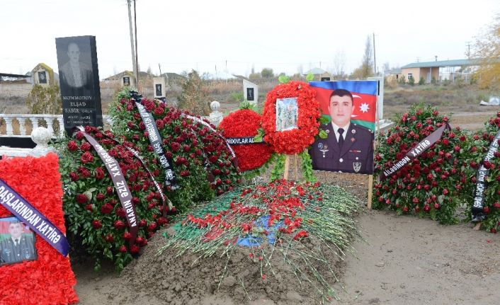Karabağ savaşında babasını kaybeden Memmedova, ikinci Karabağ savaşında da eşini kaybetti