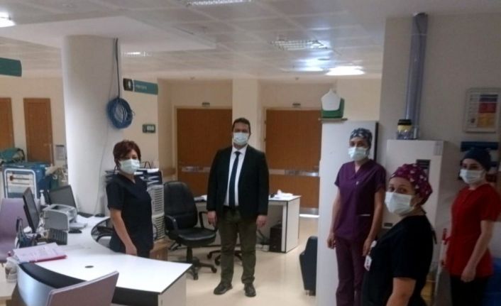 Koronavirüs tedavisi tamamlanan Eskişehir İl Sağlık Müdürü Prof. Dr. Uğur Bilge görevine yeniden başladı