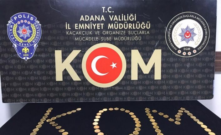 Kuyumcudan aldığı 77 Cumhuriyet altını sahte çıkınca, arkadaşının alıp yerine sahtelerini koyduğu ortaya çıktı
