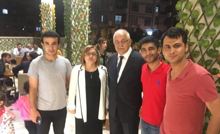 Mehmet Erdoğan 2020’nin en beğenilen milletvekilleri listesinde