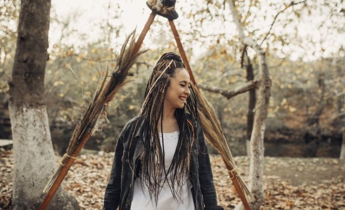 (Özel) 26 yaşında kansere yakalanan Beste Acar: “Kanser beni dizlerimin üzerine çökertmedi. Beni silkeledi ve ayağa kaldırdı”