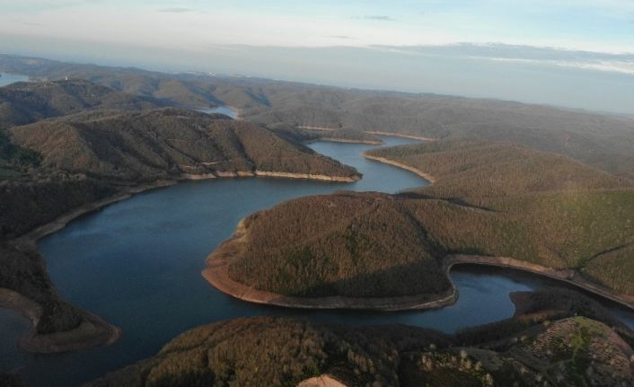 (Özel) İstanbul’da kuraklıkta doluluk oranı en yüksek olan Darlık Barajı havadan görüntülendi