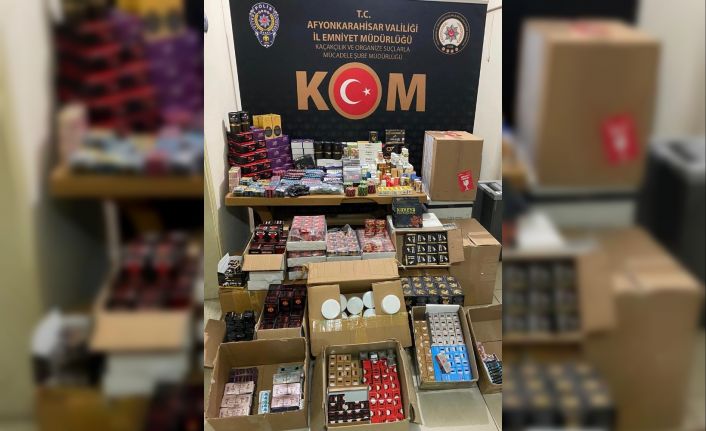 Polisin ele geçirdiği ‘cinsel içerikli +18’ yazılı çikolata bu kadarına pes dedirtti