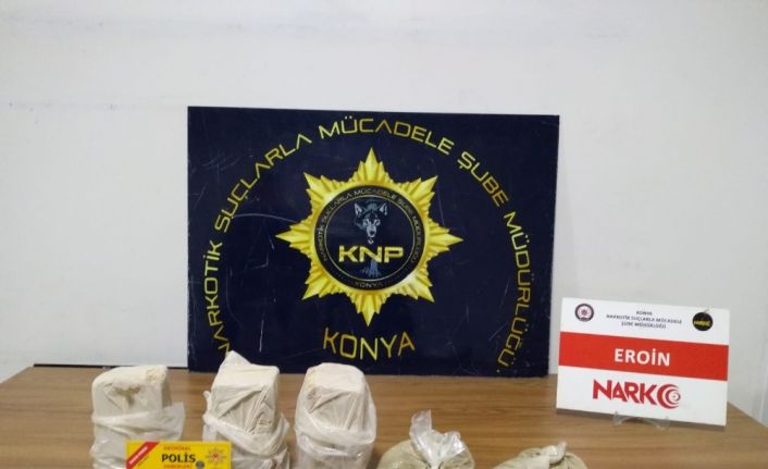 Polisten kaçıp kaza yaptı, otomobilden eroin çıktı