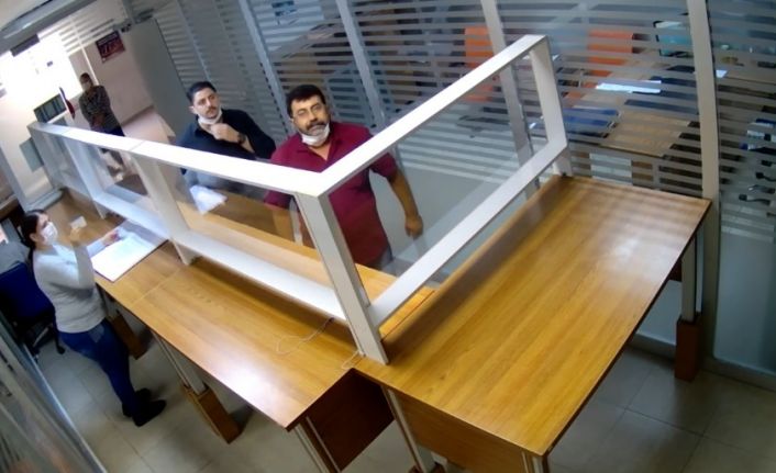 Sahte kimlik düzenleyip, dublör kullandılar, 1 milyonluk dükkanları üzerlerine geçirdiler