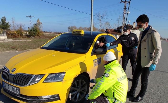 Samsun-Sinop karayolunda kış lastiği denetimi