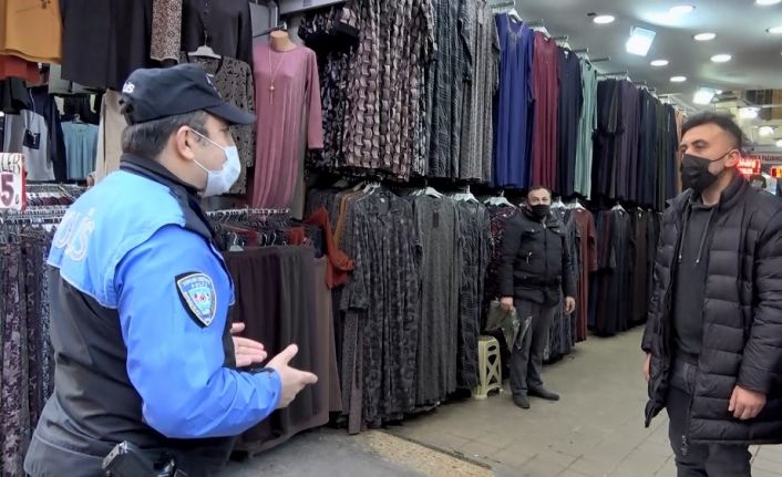 Samsun’da polisten vatandaşa korona uyarısı