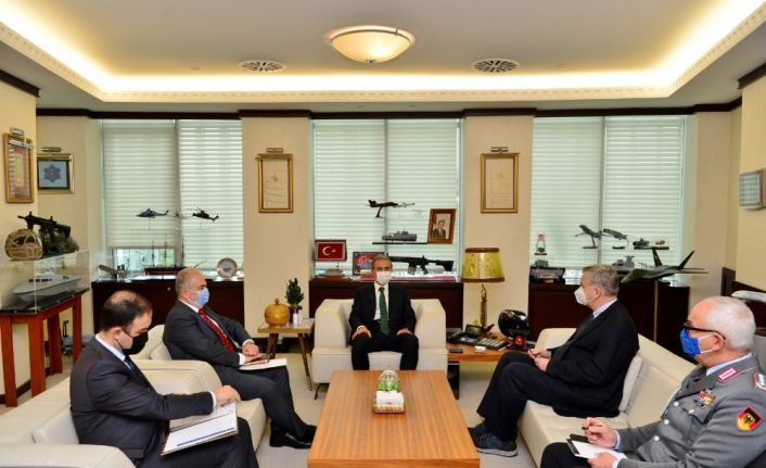 Savunma Sanayii Başkanı Demir, Almanya Büyükelçisi Schulz ve Ateşe Jordan ile görüştü