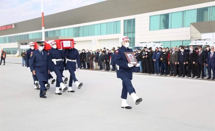 Şehit Osman Güler’in naaşı memleketi Kütahya’ya getirildi