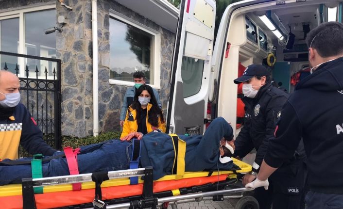 Sokağa çıkma kısıtlamasında site sakini ve güvenlik arasında çıkan kavga kanlı bitti
