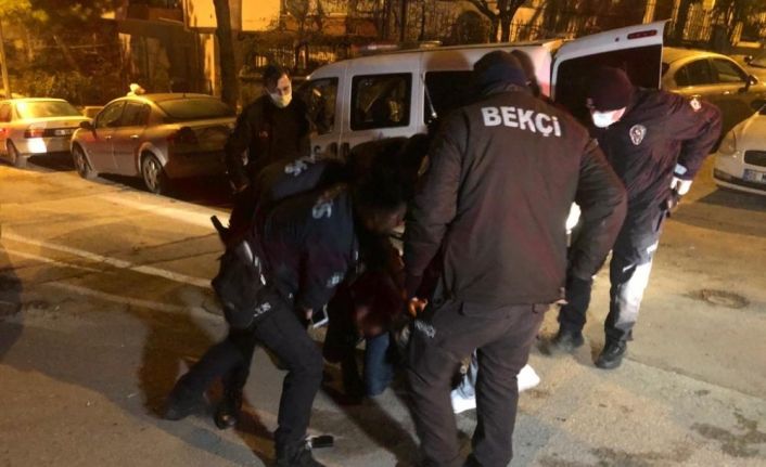 Sokağa çıkma kısıtlamasını ihlal ederek polisten kaçan alkollü sürücü yakalandı