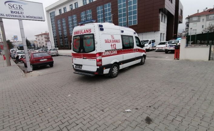 Sosyal Güvenlik Kurumu’na girmeye çalışan korona virüs temaslısı yurda yerleştirildi