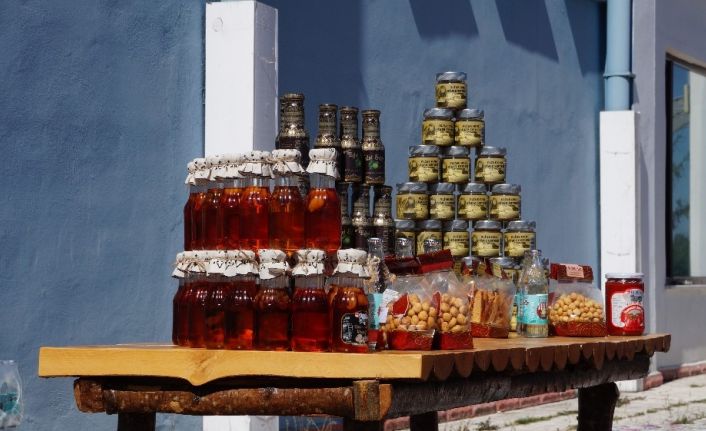 Torunları yesin diye ürettiği siyez ezmesi sevilince, Dünya’ya pazarlamaya başladı