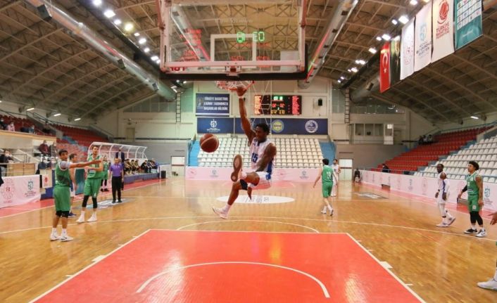 Türkiye Basketbol Ligi: Kocaeli Büyükşehir Belediyesi Kağıtspor: 73 - Büyükşehir Hastanesi Konyaspor Basketbol: 71