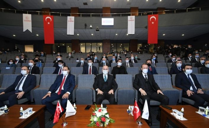 Ulaştırma Bakan Yardımcısı Sayan: "eSIM teknolojisi ürettiğimizi, bunu yapabilen öncü ülkeler arasında yer aldığımızı bu lansmanla birlikte ilan etmiş oluyoruz"