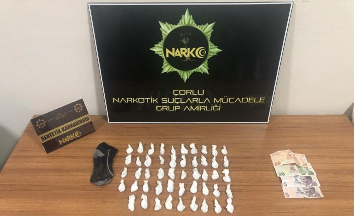 Uyuşturucu operasyonunda biri çocuk 2 gözaltı