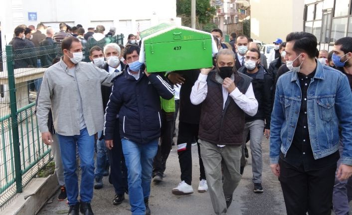 Yangında can veren 4 yaşındaki Çağatay gözyaşları arasında son yolculuğuna uğurlandı
