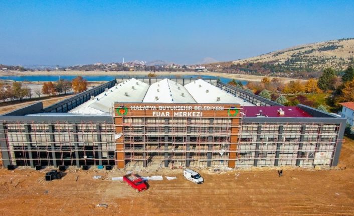 Yeni kongre ve fuar merkezinde çalışmalar tüm hızıyla ilerliyor