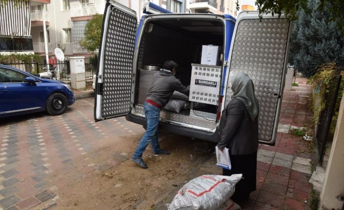 Yunusemre Belediyesi yakacak yardımlarını sürdürüyor