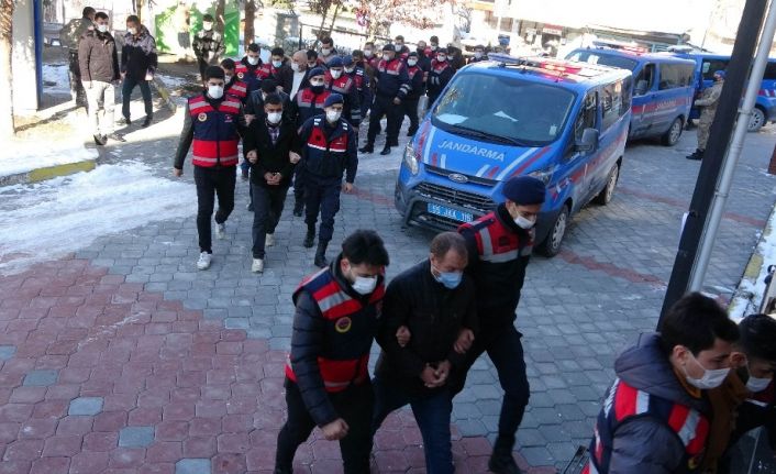 20 milyonluk enerji ve nakil hatları kablosu hırsızlığı zanlısı 13 kişi adliyede