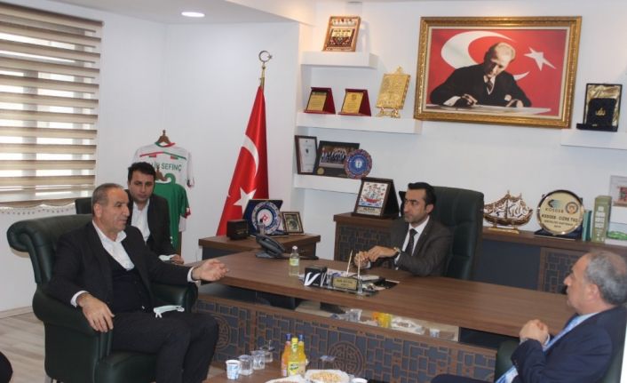 AK Parti Şırnak Milletvekili Birlik, Cizre TSO Başkanı Sevinç ile bir araya geldi