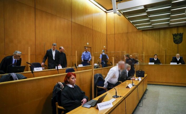 Almanya’da göçmen yanlısı Vali Lübcke’yi öldüren katile ömür boyu hapis cezası