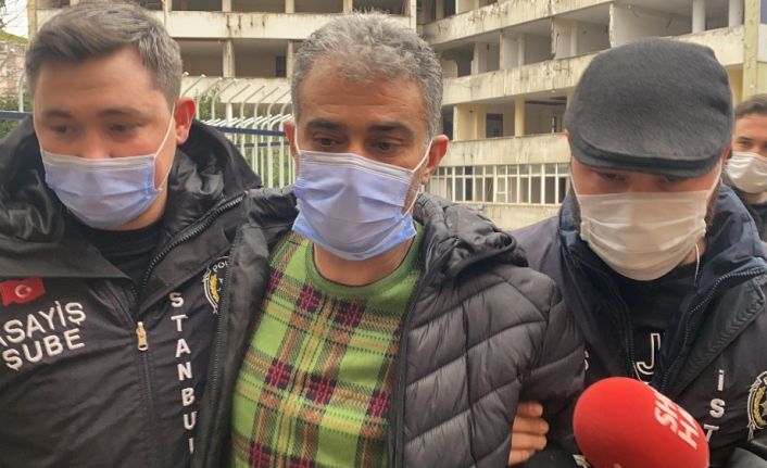 Annesini ve ağabeyini koli bandıyla boğarak öldürdü, kendisini böyle savundu