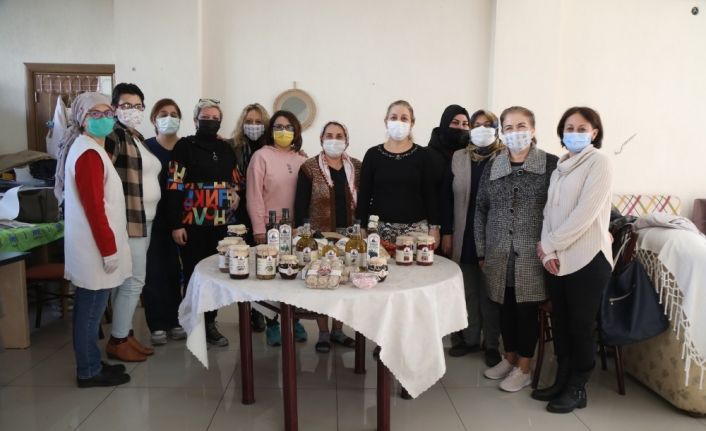 Atçalı kadınlar Aydın Büyükşehir Belediyesi’nin de verdiği destekle kadınlara örnek oluyor