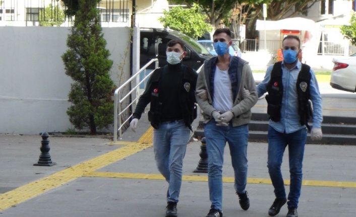Baygın halde bulunup annesinin tedavisi için gözyaşları arasında yardım istediği genç, uyuşturucuyla yakalandı