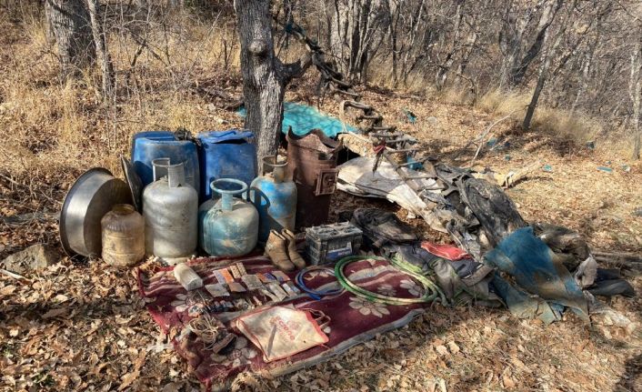 Bitlis’te mühimmat ve yaşam malzemesi ele geçirildi
