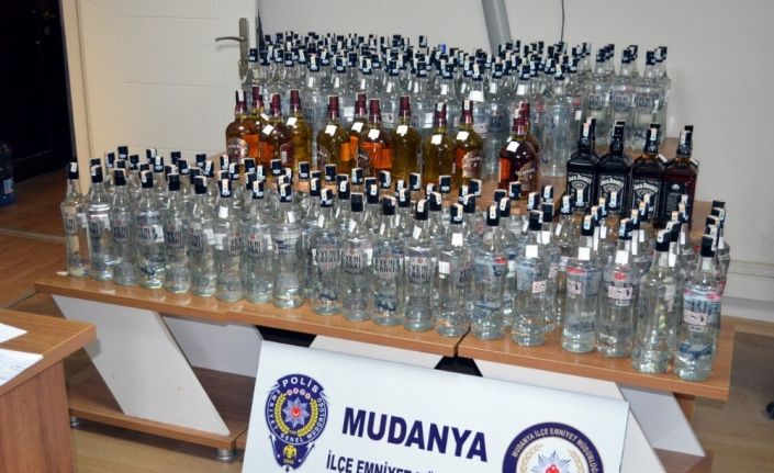 Bursa’da 300 litre sahte içki ele geçirildi