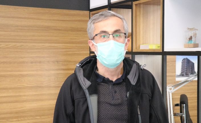 Donmak üzere bulduğu yavru köpeği saç kurutma makinesiyle 7 saat ısıttı