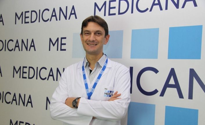 Dr. Öğretim Üyesi Gezgin: “Su ile sık temas yüzücü kulağı yapıyor”