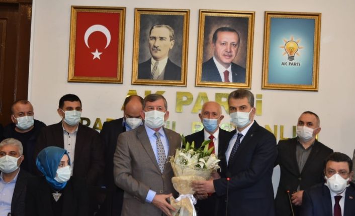 Dr. Sezgin Mumcu AK Parti Trabzon İl Başkanlığı görevini devraldı