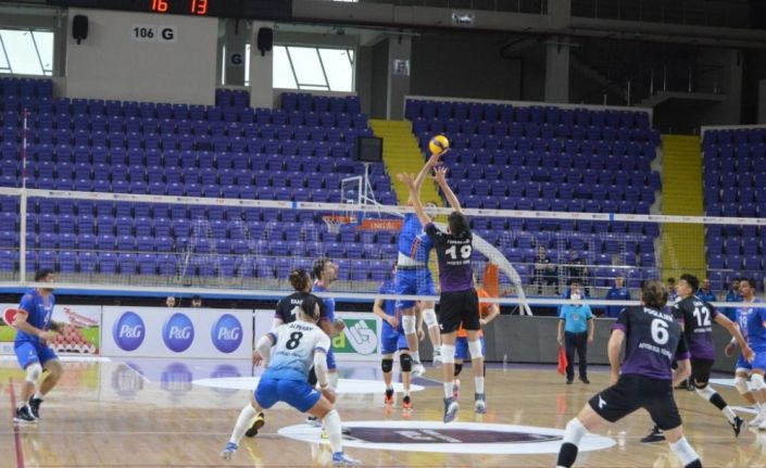Efeler Ligi: Afyon Belediye Yüntaş: 3 - İstanbul Büyükşehir Belediyespor: 1