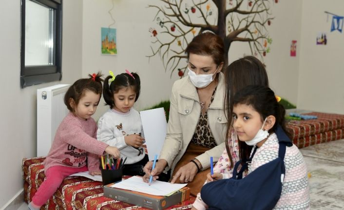 Esenyurtlu kadınlar üretime başladı