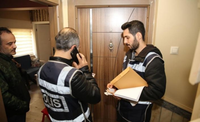 Fuhuş operasyonunda 2 adreste 5 kişiye 4 bin 300 TL idari para cezası